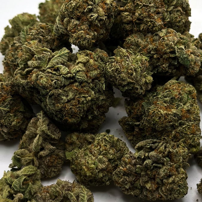 Ghost Og (Aaa+) 1 ghost og is a hybrid marijuana strain that has won cup awards and has been renowned by consumers. it offers balanced effects of both cerebral and body highs, with a strong citrus odor and crystal-covered buds. ghost og can be used to alleviate pain, insomnia, depression, and anxiety.