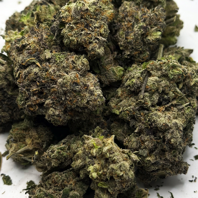 Grape Pie (Aaa+) 1 grape pie is an indica-dominant hybrid strain created through crossing grape stomper x cherry pie, offering an elevated experience that is bursting with berry-pie flavor, giving off an aroma of earthy herbs and sweet sugary spices. its high thc level of 20-22% produces a euphoric high that provides relaxation without feeling overly sedative or sleepy. it is often used to treat chronic stress, anxiety, depression, insomnia, chronic pain, and mood swings. its buds are small and rounded with dark olive green and deep orange hairs, coated in tiny frosty amber crystal trichomes.