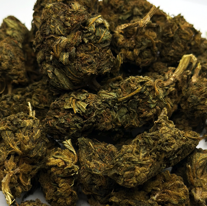 Recon (Aa+) $25/Oz 1 recon, also known as "recon" or "recon og," is an indica dominant hybrid strain created by crossing la confidential and cannadential. it provides a soothing and stimulating body-heavy high, making it an excellent choice for indica enthusiasts who want to unwind after a long and stressful day. the high gradually sneaks up on you, inducing a lifted and relaxed state with a tingling physical effect. it can lead to couch-lock, laziness, and overall relaxation. recon also enhances creativity and sociability, making it suitable for mellow social situations. with its high average thc level of 25-33% and low cbd level of 0-3%, recon is commonly used to alleviate chronic stress, anxiety, depression, insomnia, nightmares, and chronic pain. it has a sweet and fruity berry flavor with hints of lightly spicy cherries. the aroma is earthy and spicy, accompanied by a peppery fruity scent with notes of cherry wine and fresh herbs. recon buds are large, fluffy, and spade-shaped, featuring forest green coloration, dark olive green leaves, thin orange hairs, and a coating of amber-tinted white crystal trichomes.